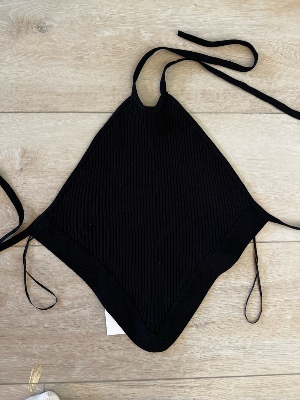 Astr the Label Black Ribbed Halter Tie-Back Crop Top